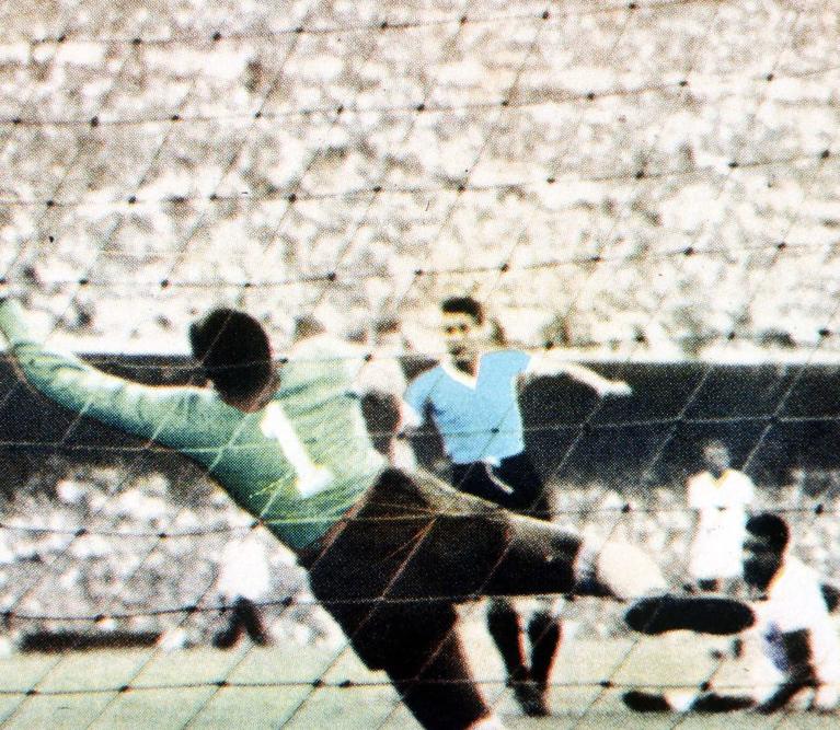 Fussball, Mann schiesst Tor